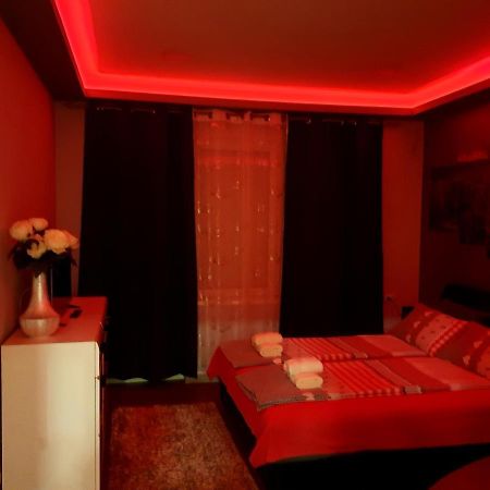 Ceca Apartman Ni Εξωτερικό φωτογραφία