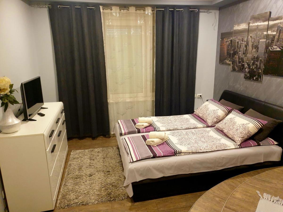 Ceca Apartman Ni Εξωτερικό φωτογραφία