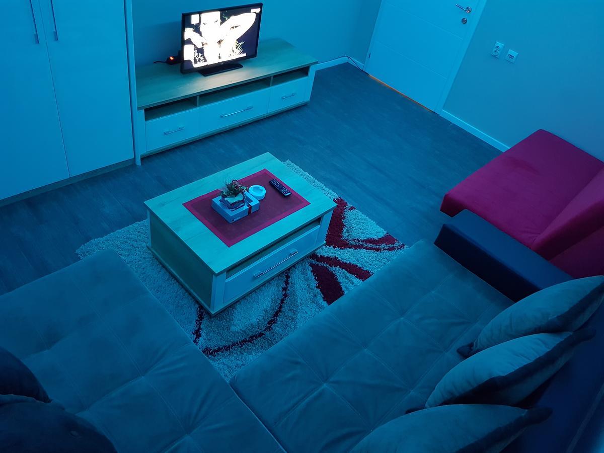 Ceca Apartman Ni Εξωτερικό φωτογραφία