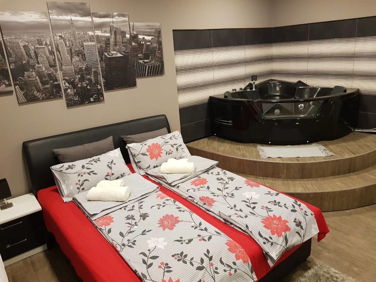 Ceca Apartman Ni Εξωτερικό φωτογραφία