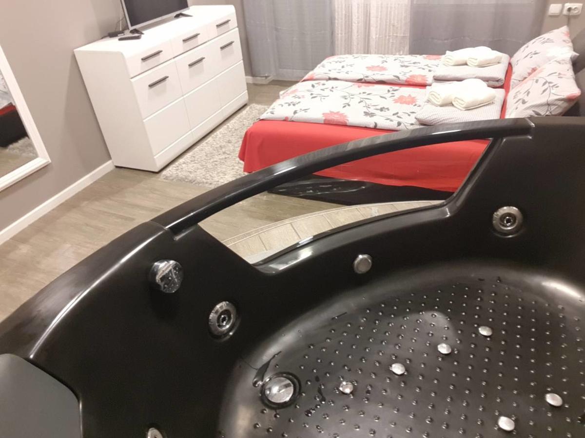 Ceca Apartman Ni Εξωτερικό φωτογραφία