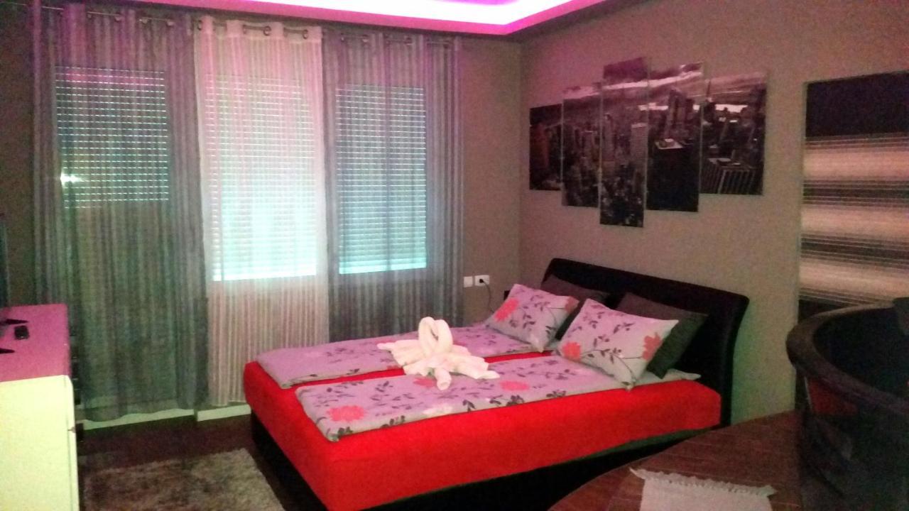 Ceca Apartman Ni Εξωτερικό φωτογραφία