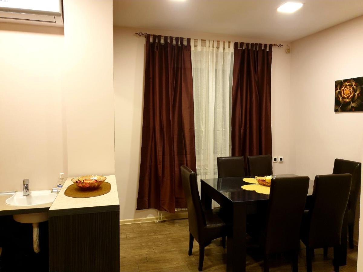 Ceca Apartman Ni Εξωτερικό φωτογραφία